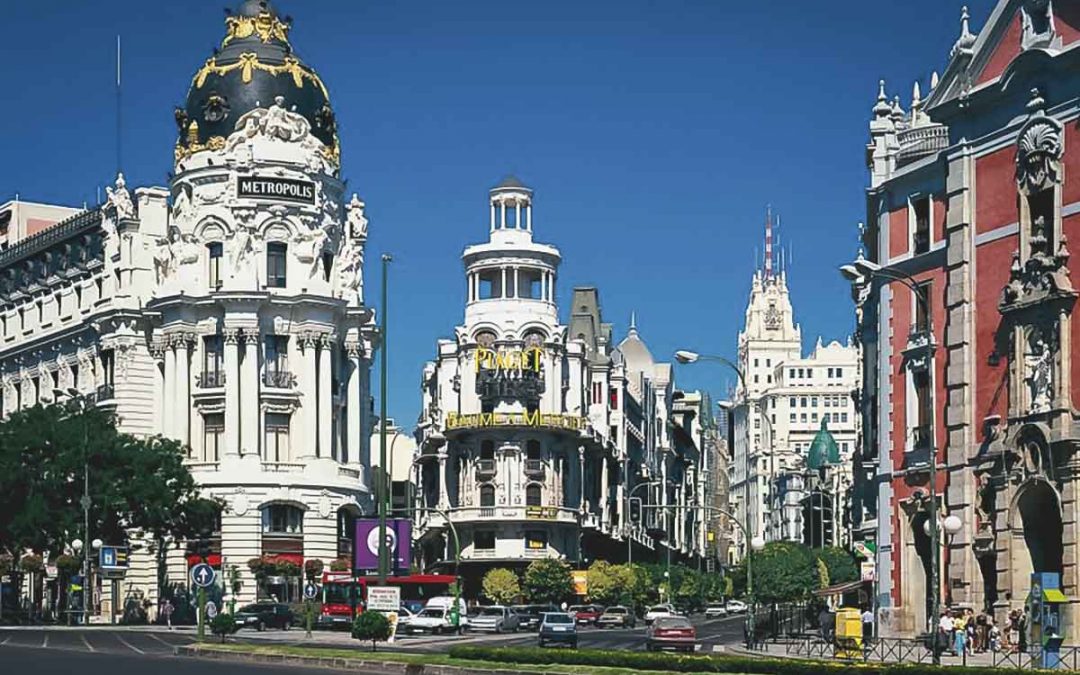 España recibio 30 millones de turistas